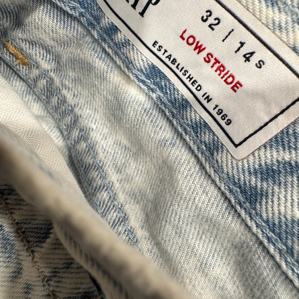 GAP Acid Wash Denim Jeans - Picture 7 of 8